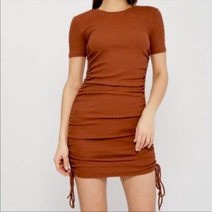 Zara ruched ribbed dress. Never worn. Size M. Rust color